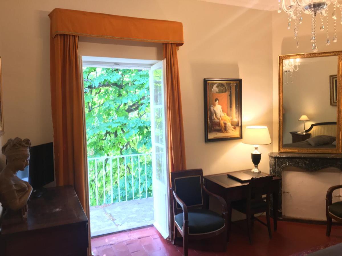 Domaine De Saint Charles Les Plans (Herault)